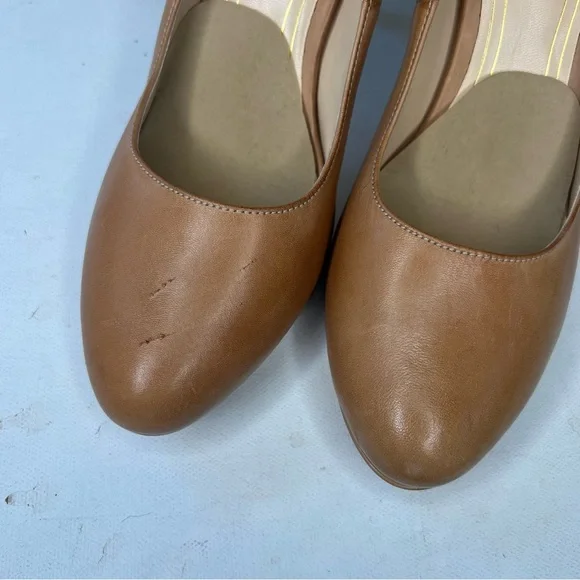 Cole Haan leather tan spike heel pumps - Picture 2 of 9